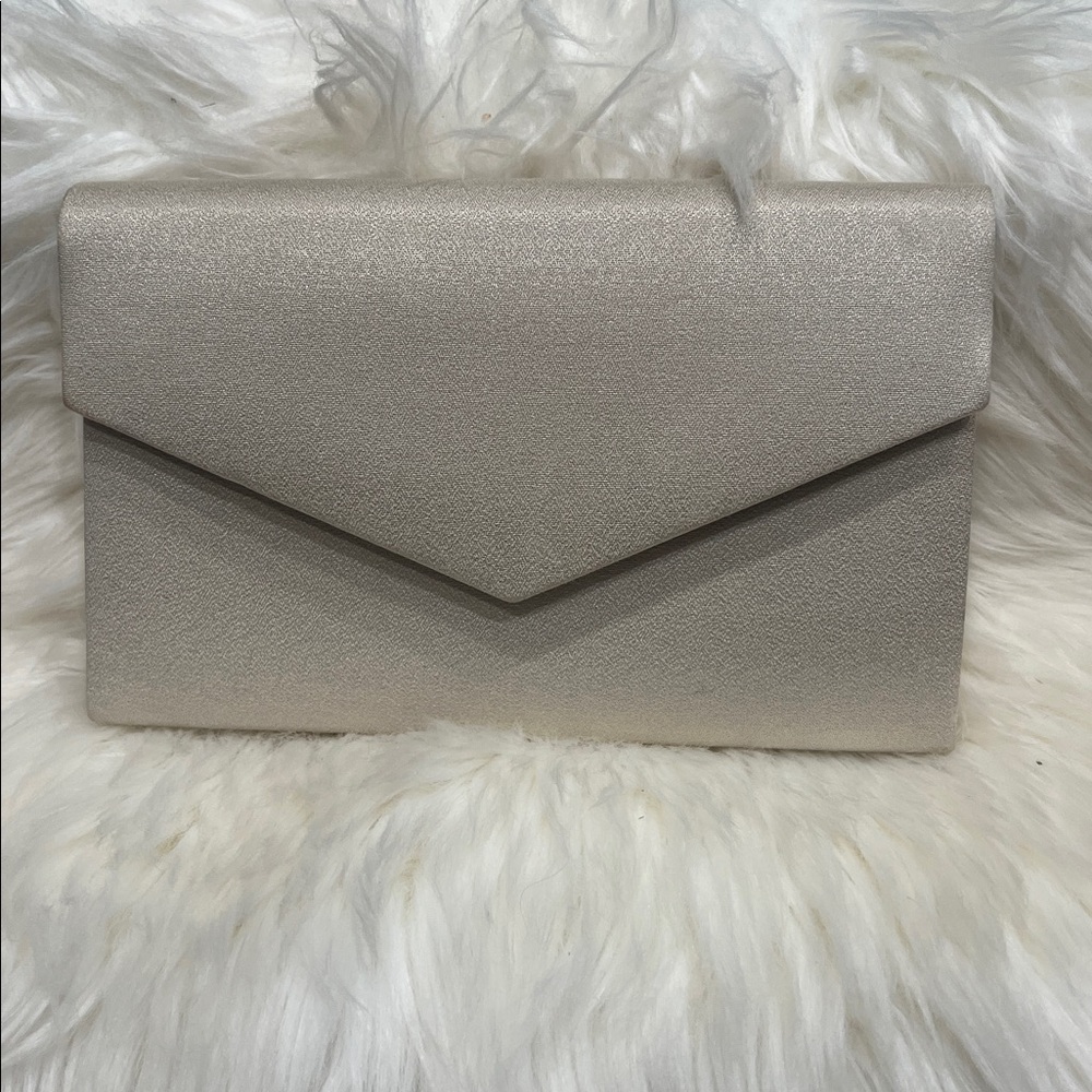 Vintage Elegant Silver Envelope Clutch with Chain